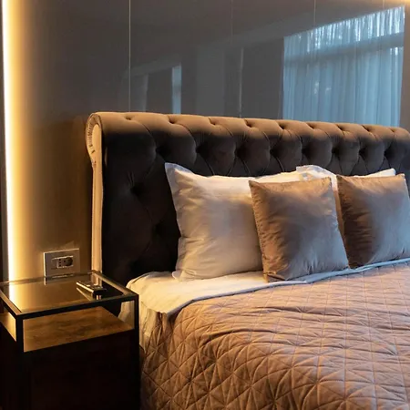 Cosy 2 Rooms Apartment In The Center Of The City Bucarest Esterno foto